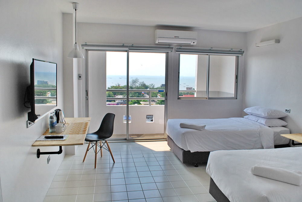 Ruenthip Pattaya Hotel Exterior foto