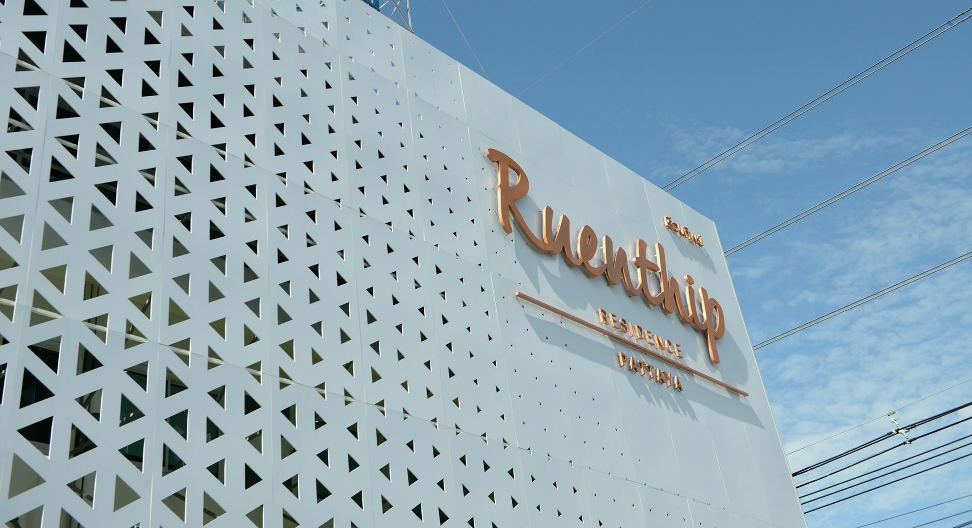 Ruenthip Pattaya Hotel Exterior foto