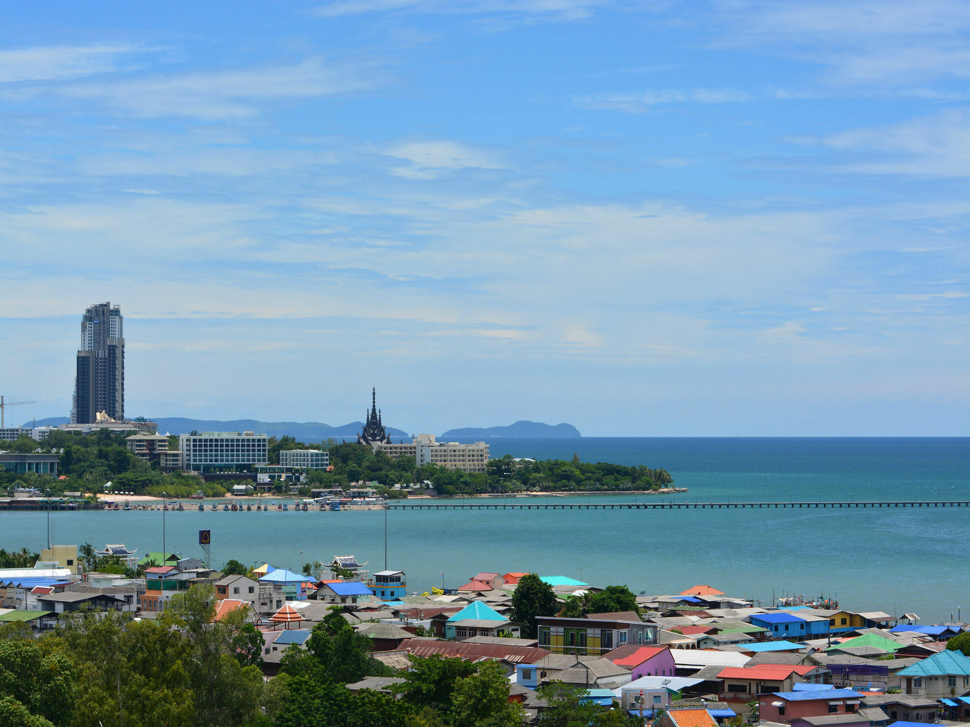 Ruenthip Pattaya Hotel Exterior foto